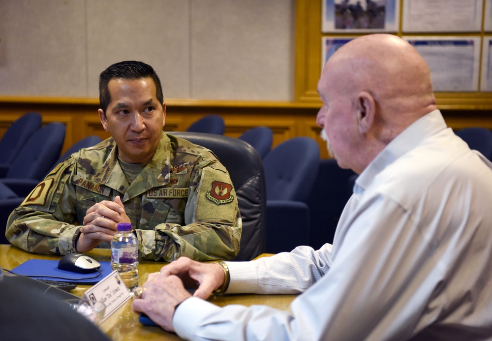 Veterans of Foreign Wars commander visits RAF Mildenhall