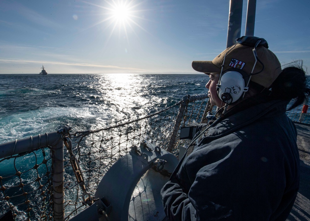 USS Carney (DDG 64)