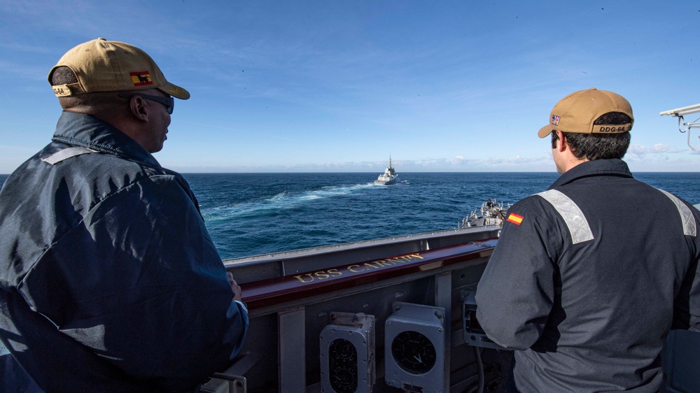 USS Carney (DDG 64)