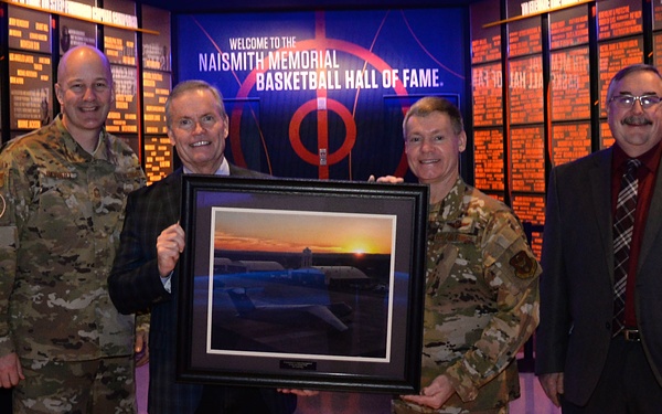 HOF garners award for hosting recruiting event