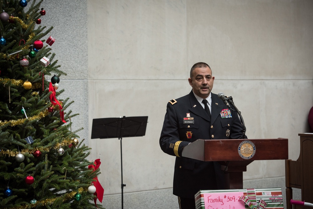 193rd SOW Airmen help deliver holiday cheer