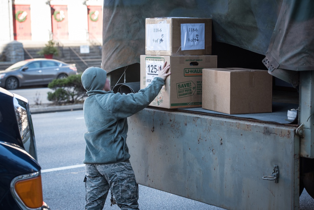 193rd SOW Airmen help deliver holiday cheer