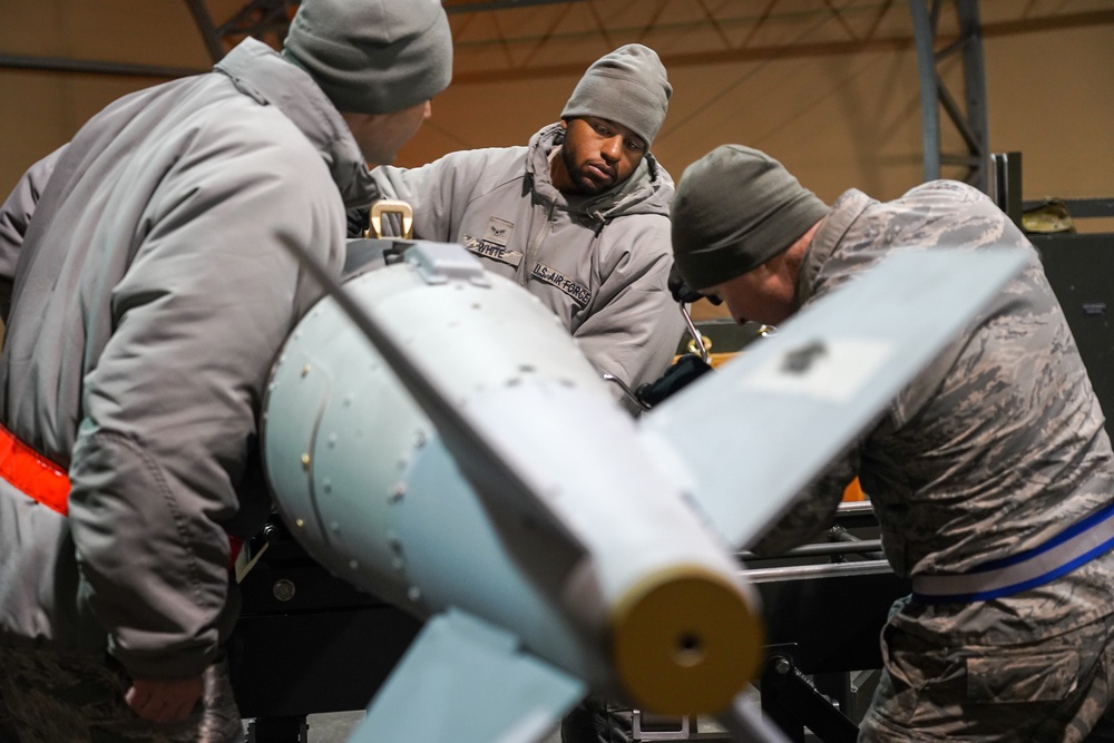 3rd MUNS Airmen build new bombs, lethality