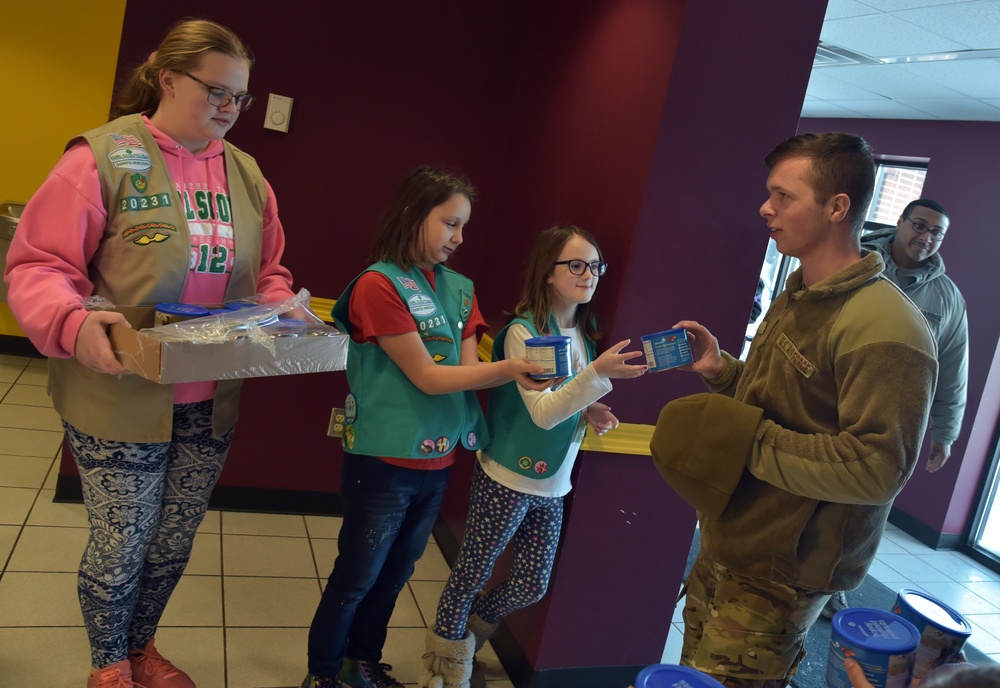 Girl Scouts Dakota Horizons Support Grand Forks Military Members