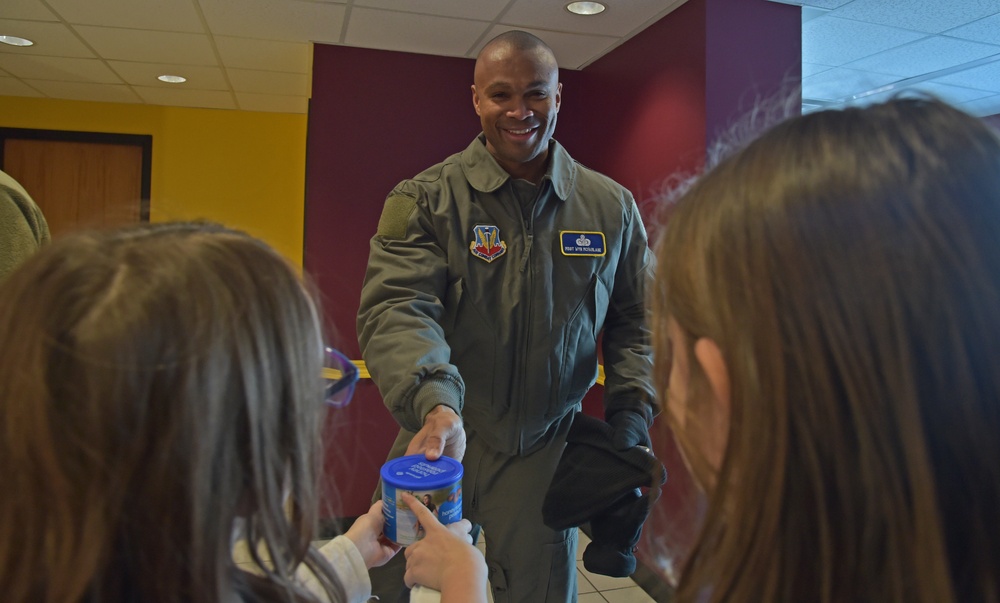 Girl Scouts Dakota Horizons Support Grand Forks Military Members