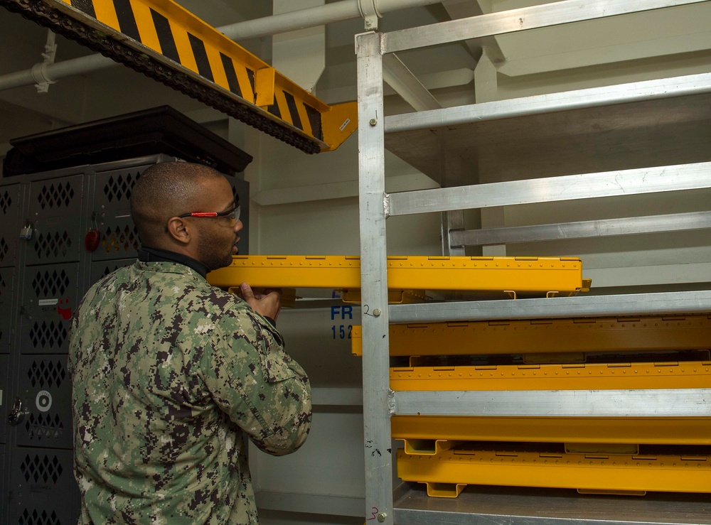 GWHB Sailor Moves Equipment