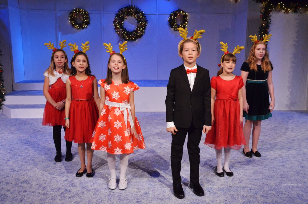 2019 Holiday show at Soldiers' Theatre