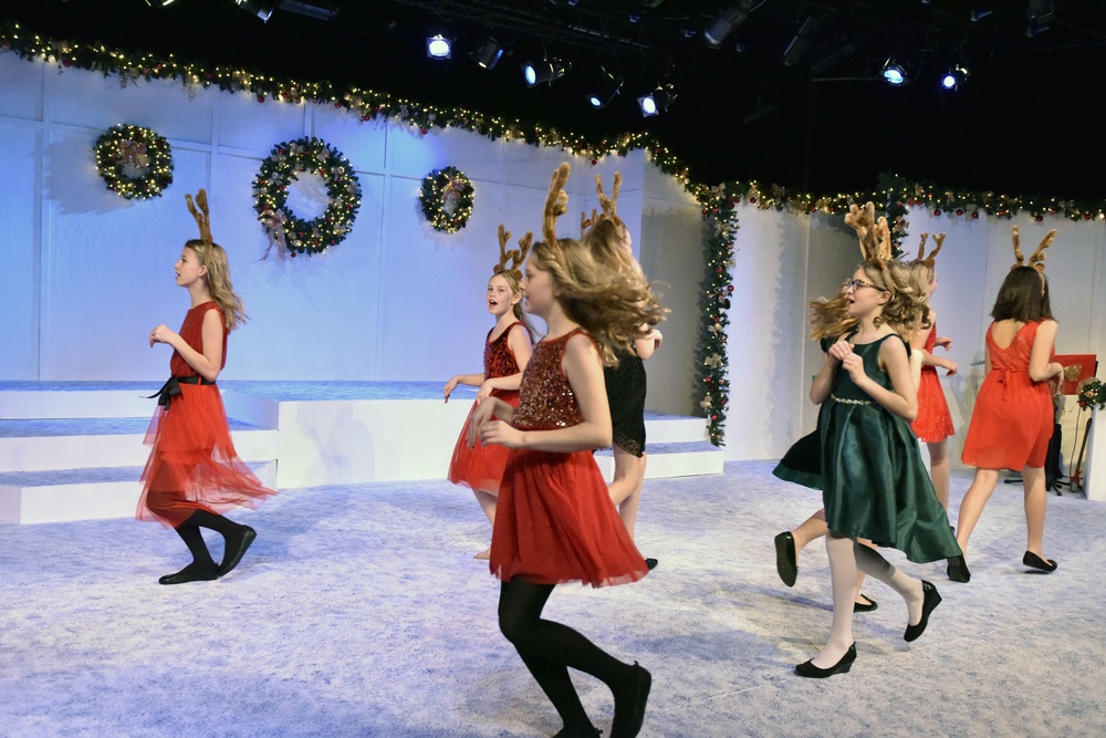 2019 Holiday show at Soldiers' Theatre