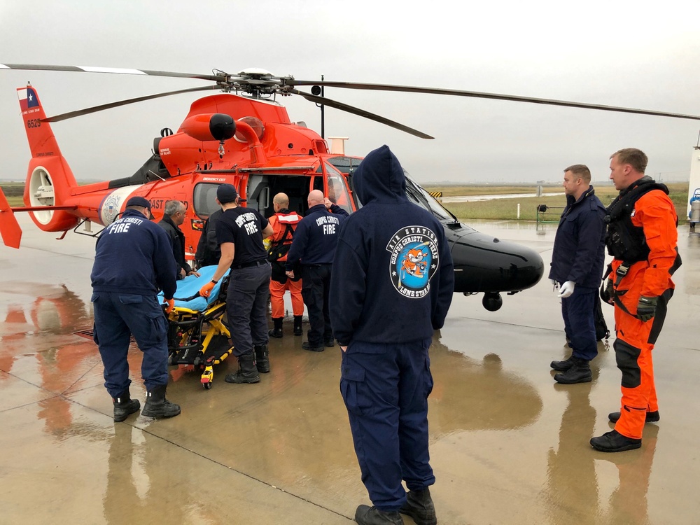 DVIDS - Images - Coast Guard Medevacs Vessel Crewmember 20 Miles ...