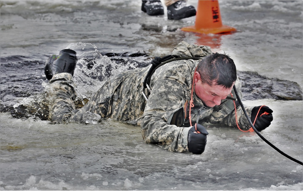 CWOC students practice new cold-water immersion training scenario at Fort McCoy CWOC students practice new cold-water immersion training scenario at Fort McCoy