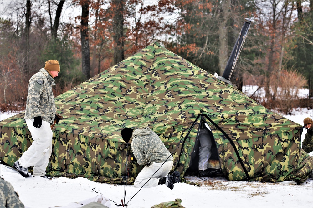 CWOC students practice new cold-water immersion training scenario at Fort McCoy CWOC students practice new cold-water immersion training scenario at Fort McCoy