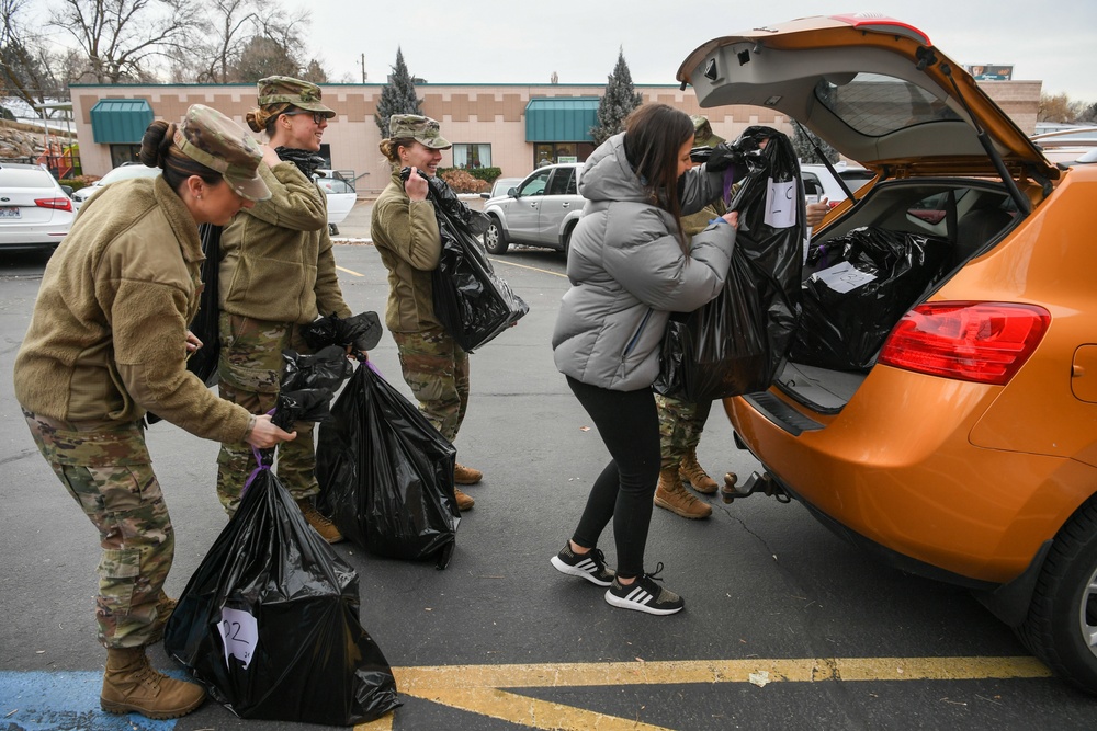Airmen deliver gifts to Utah’s foster children