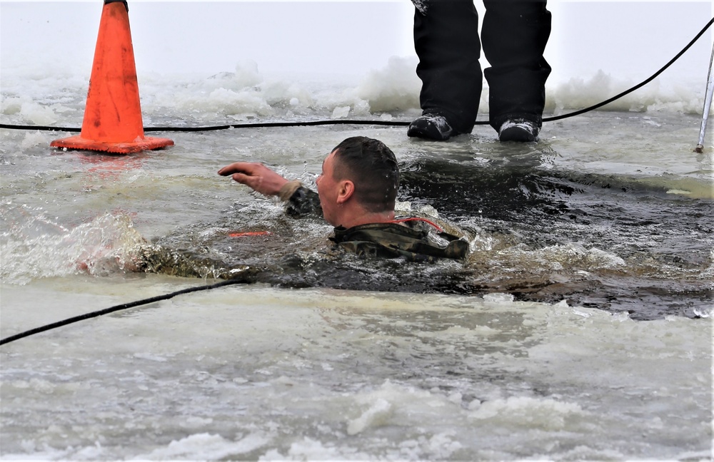 CWOC students practice new cold-water immersion training scenario at Fort McCoy