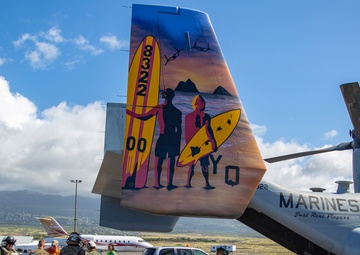 U.S. Marines deliver toys from Kaneohe to Kona