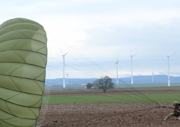 Paratroopers give back to the Alzey Worms local community