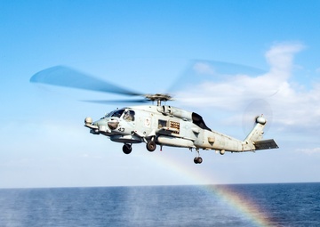 USS WAYNE E. MEYER (DDG 108) Flight Operations