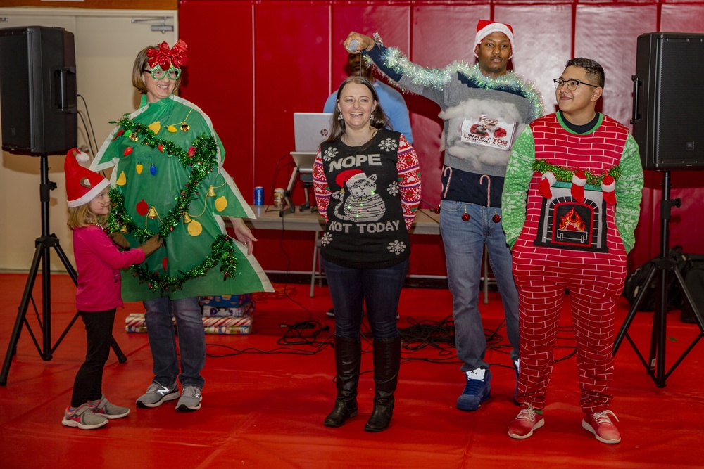 Happy Holidays | 3rd MLG Marines, Sailors and families at the fifth annual Reindeer Games