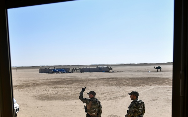 ASAB Viper Team Conducts Perimeter Security