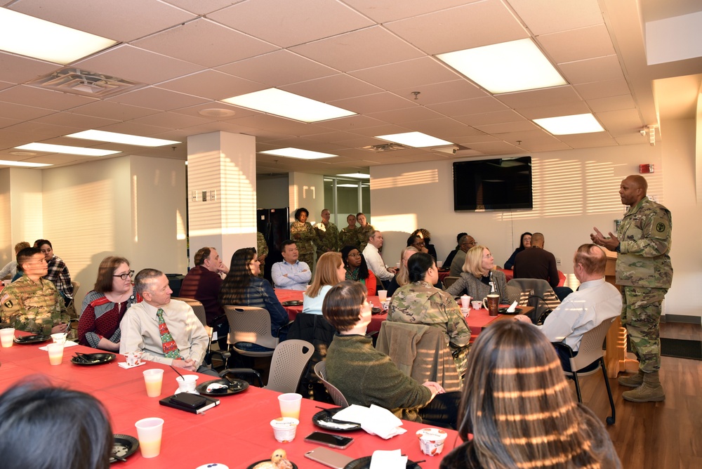 Chaplain Corps conducts prayer breakfast