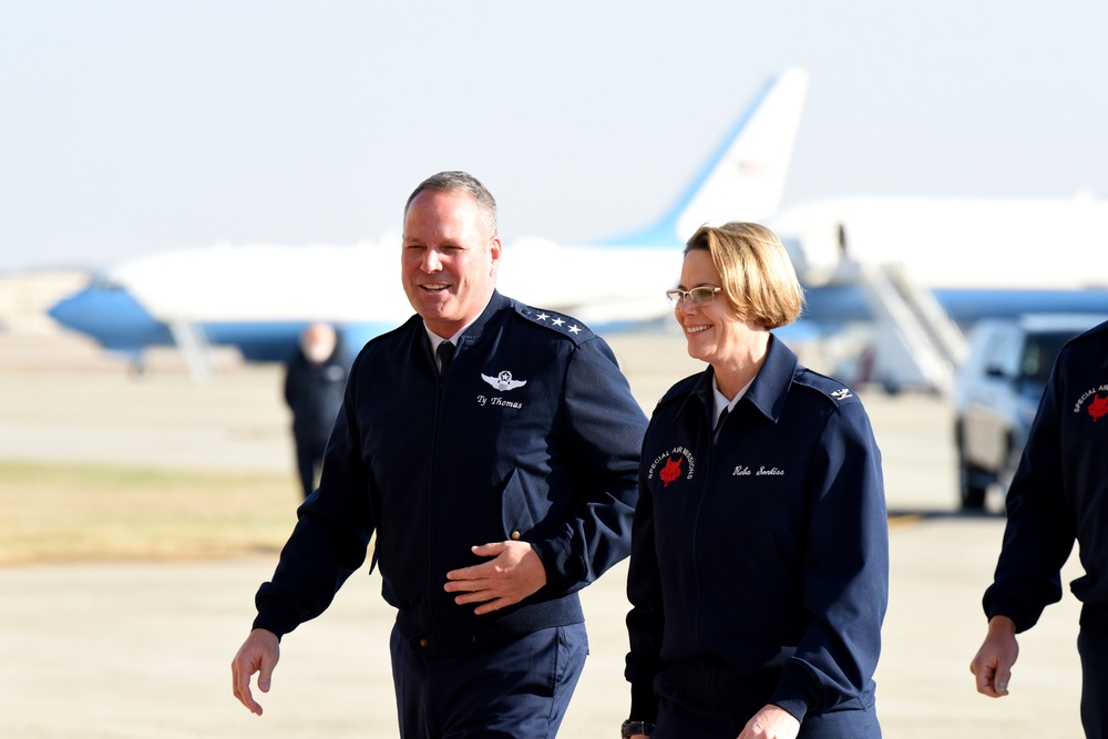 Sam Fox team welcomes arrival of newest C-37B aircraft