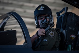 USAFWS uses crew swaps to enhance training