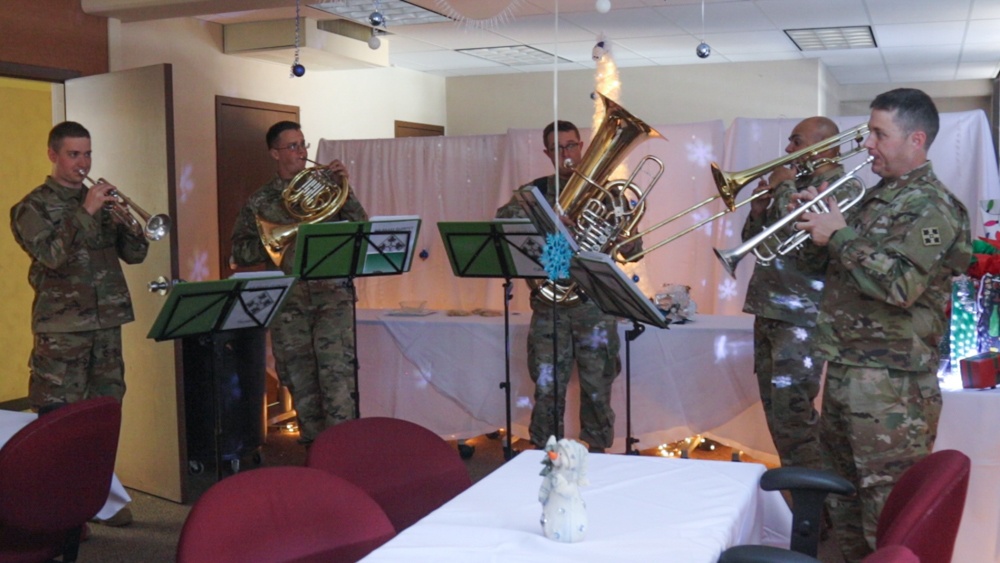 4th Infantry Division Band Brass Quintet performs for deployed Soldiers