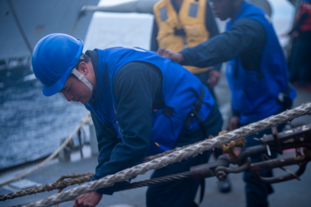 USS Barry (DDG 52) Conducts Replenishment-At-Sea