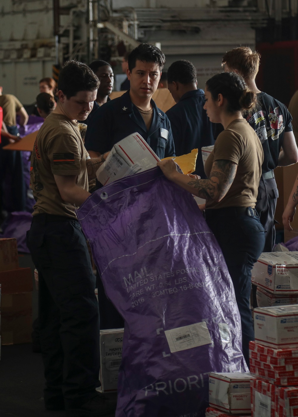 Cargo, Indian Ocean, USS Abraham Lincoln, Mail