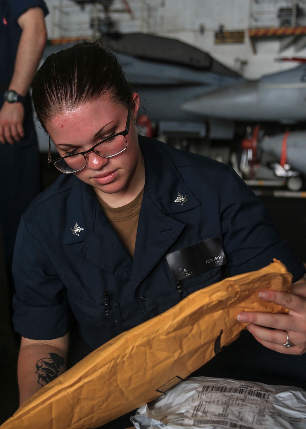 Cargo, Indian Ocean, USS Abraham Lincoln, Mail