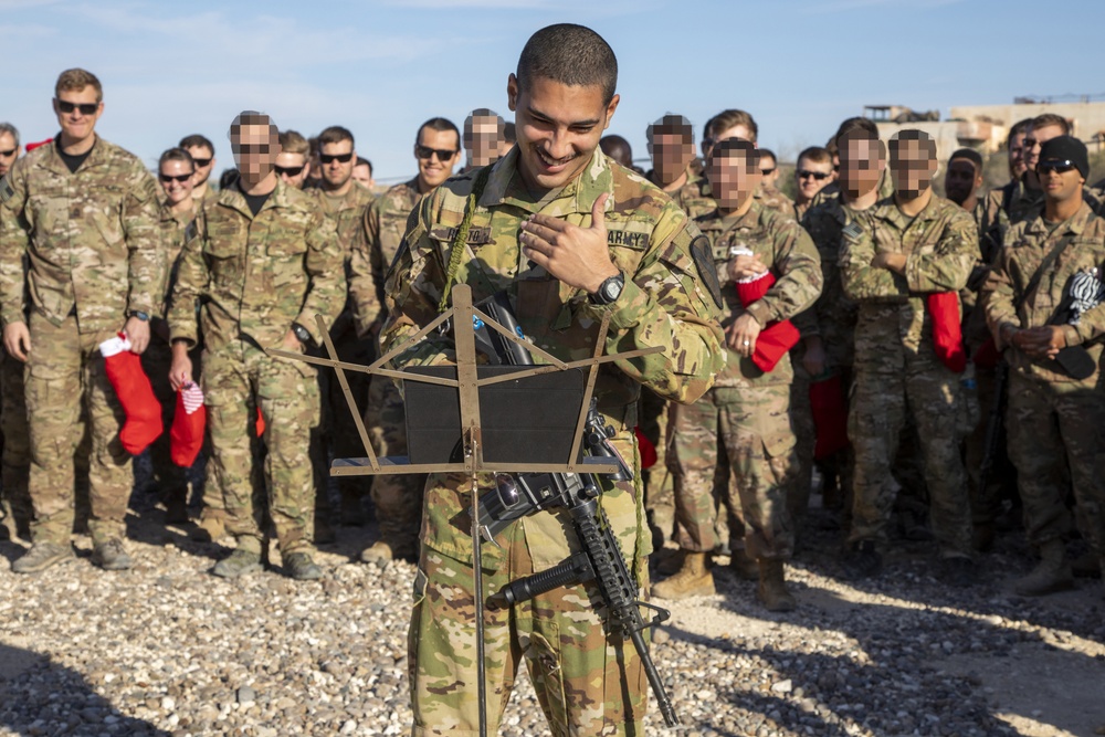 Leaders Bring Holiday Cheer to Soldiers Deployed to Syria