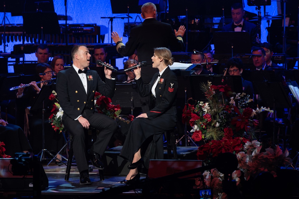 U.S. Navy Band Celebrates the Season