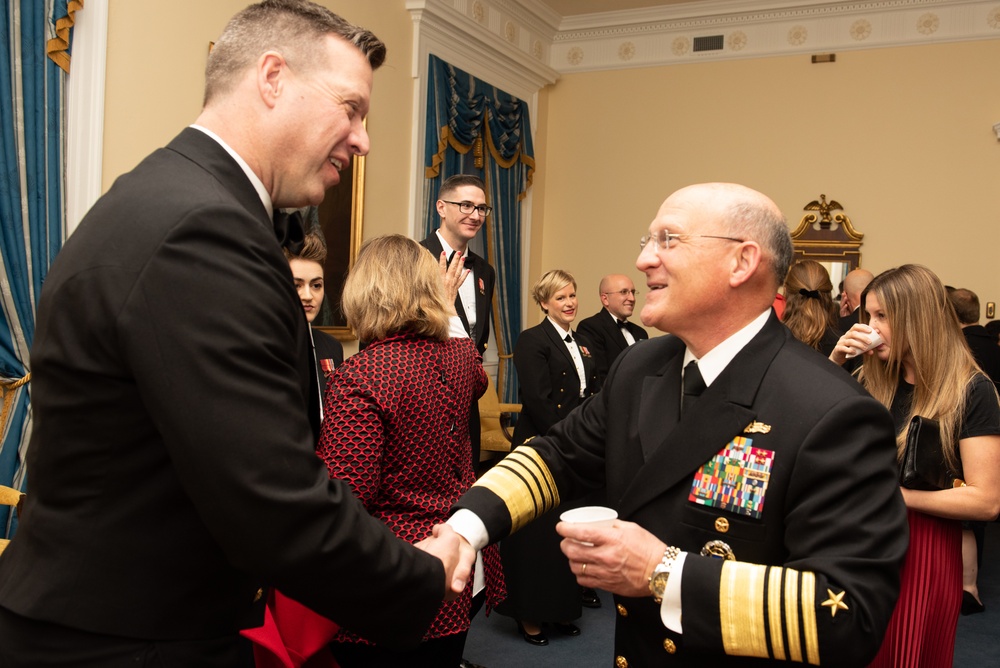 U.S. Navy Band Celebrates the Season