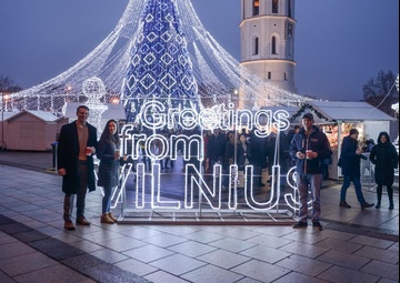 1-9 CAV Soldiers visit Vilnius Christmas Market