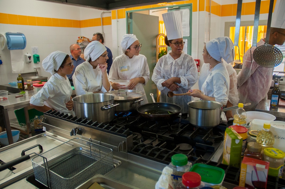 Sicilian Culinary Students Train Navy Chefs on Traditional Pasta Preparation Techniques