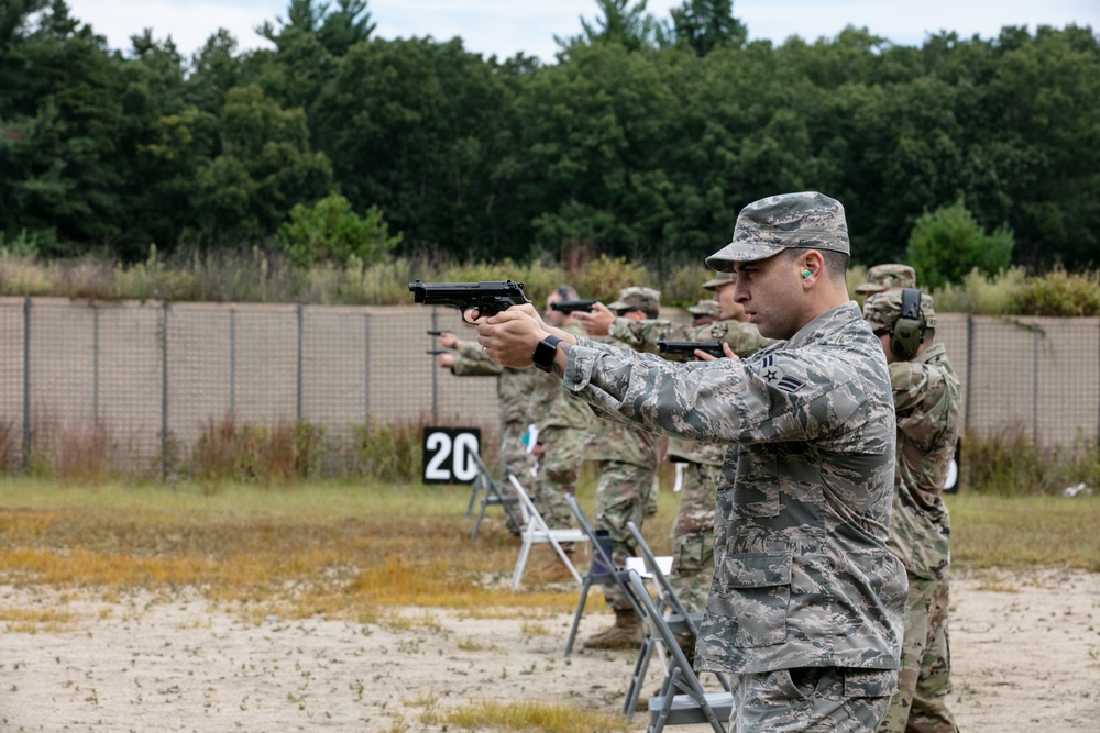 Soldiers and Airmen Earn German Armed Forces Proficiency Badge