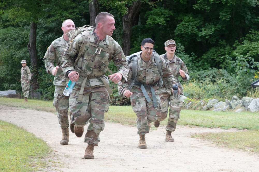 Soldiers and Airmen Earn German Armed Forces Proficiency Badge