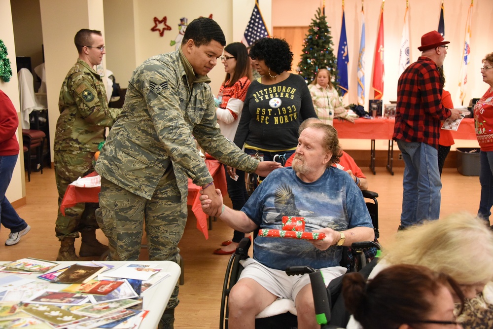 PA Guard Visit to Southwestern Veterans Center