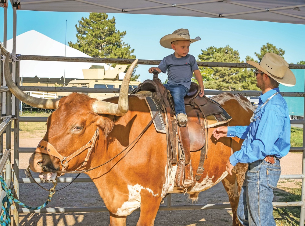 Thousands attend Pikes Peak or Bust Rodeo; honor service members