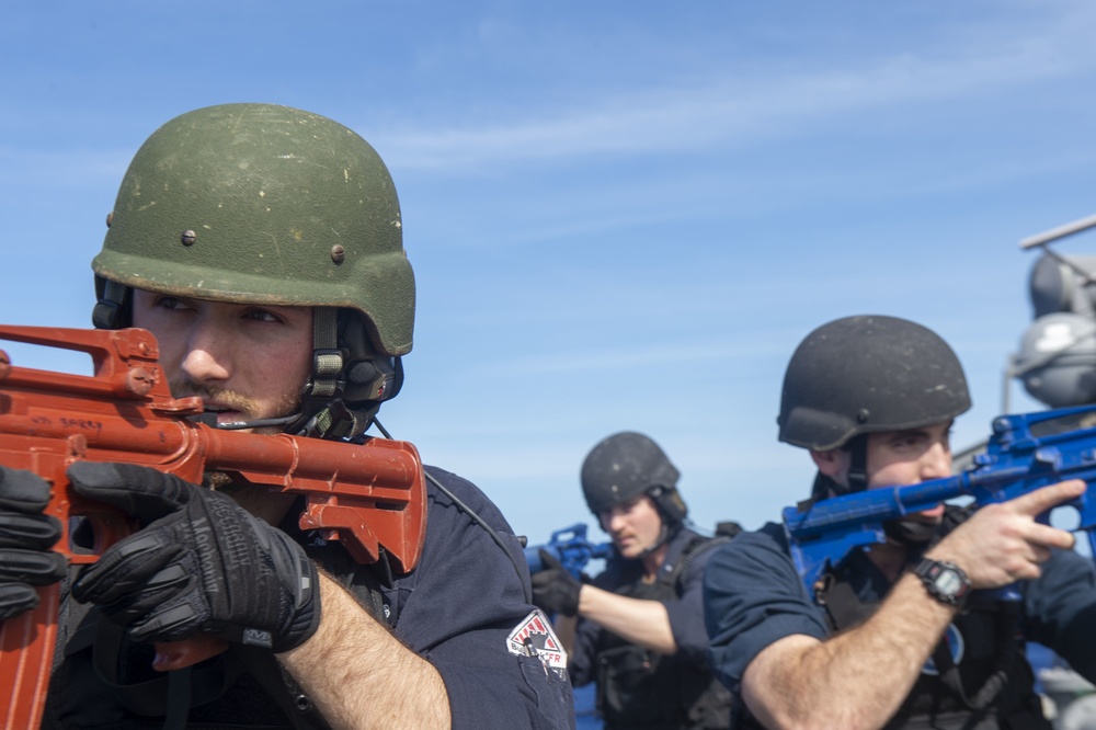 USS Barry Conducts PACFIRE and VBSS Drills At Sea