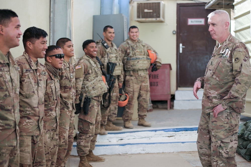 1st Theater Sustainment Command commander visits troops in Egypt