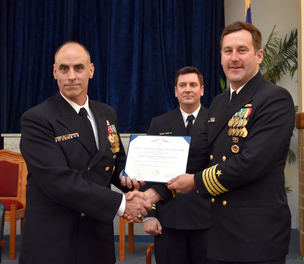 Master Chief Navy Diver Retires After 30 Years of Service