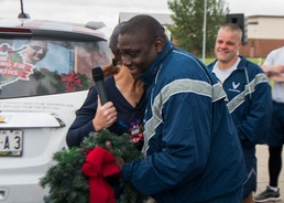 Cathy Powers runs with MUNS
