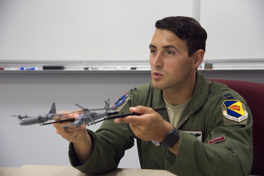 Chilean, US Air Forces share helicopter expertise