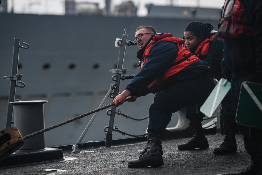 USS Russell (DDG 59)