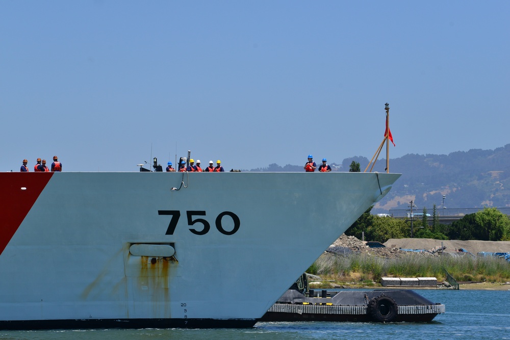 California-based Coast Guard cutter returns home after 164-day, 32,000 nautical-mile patrol to the Western Pacific