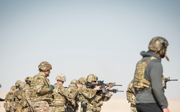 386 AEW Airmen, leadership test weapon ability at Udari Range