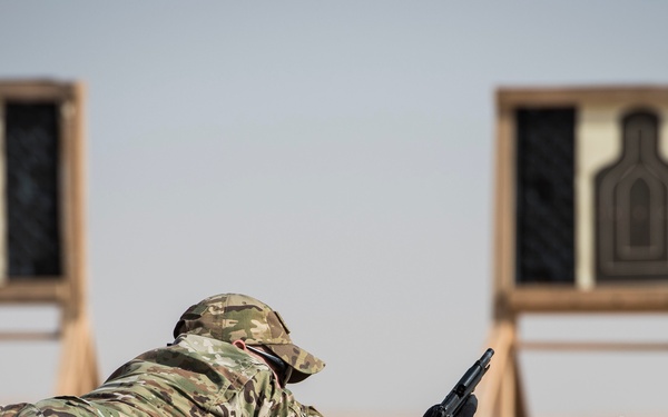 386 AEW Airmen, leadership test weapon ability at Udari Range