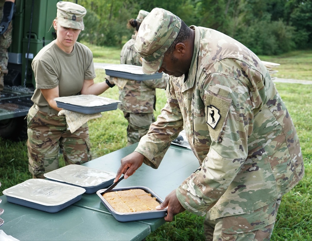 Assault Kitchen delivers ‘hot chow’ to 55th MEB Soldiers in the field