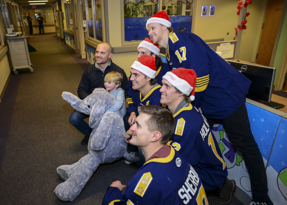 The Norfolk Admirals Hockey Team Visits NMCP