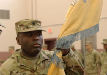 Receiving the guidon